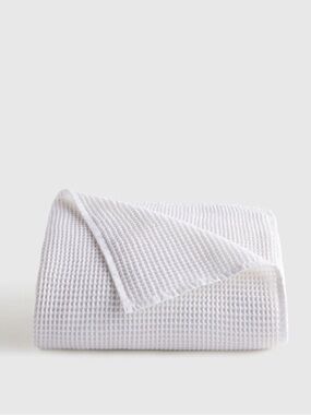 NWOT Organic King Waffle Knit Blanket in White - $110